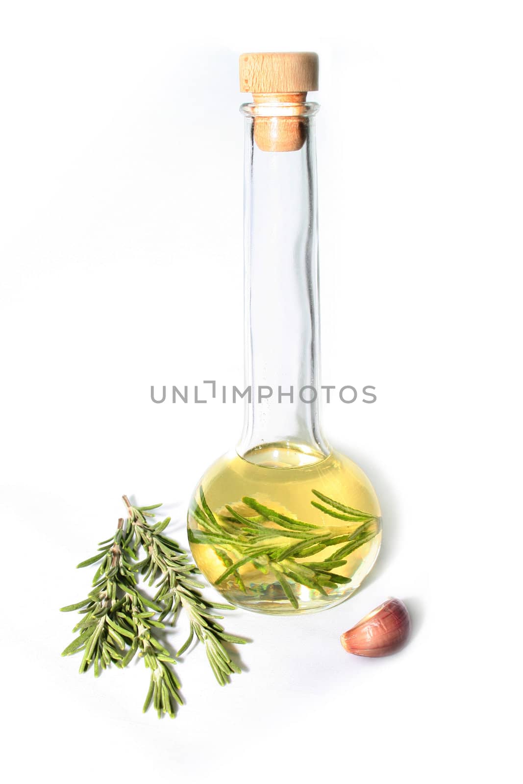 Rosemary oil with rosemary and garlic