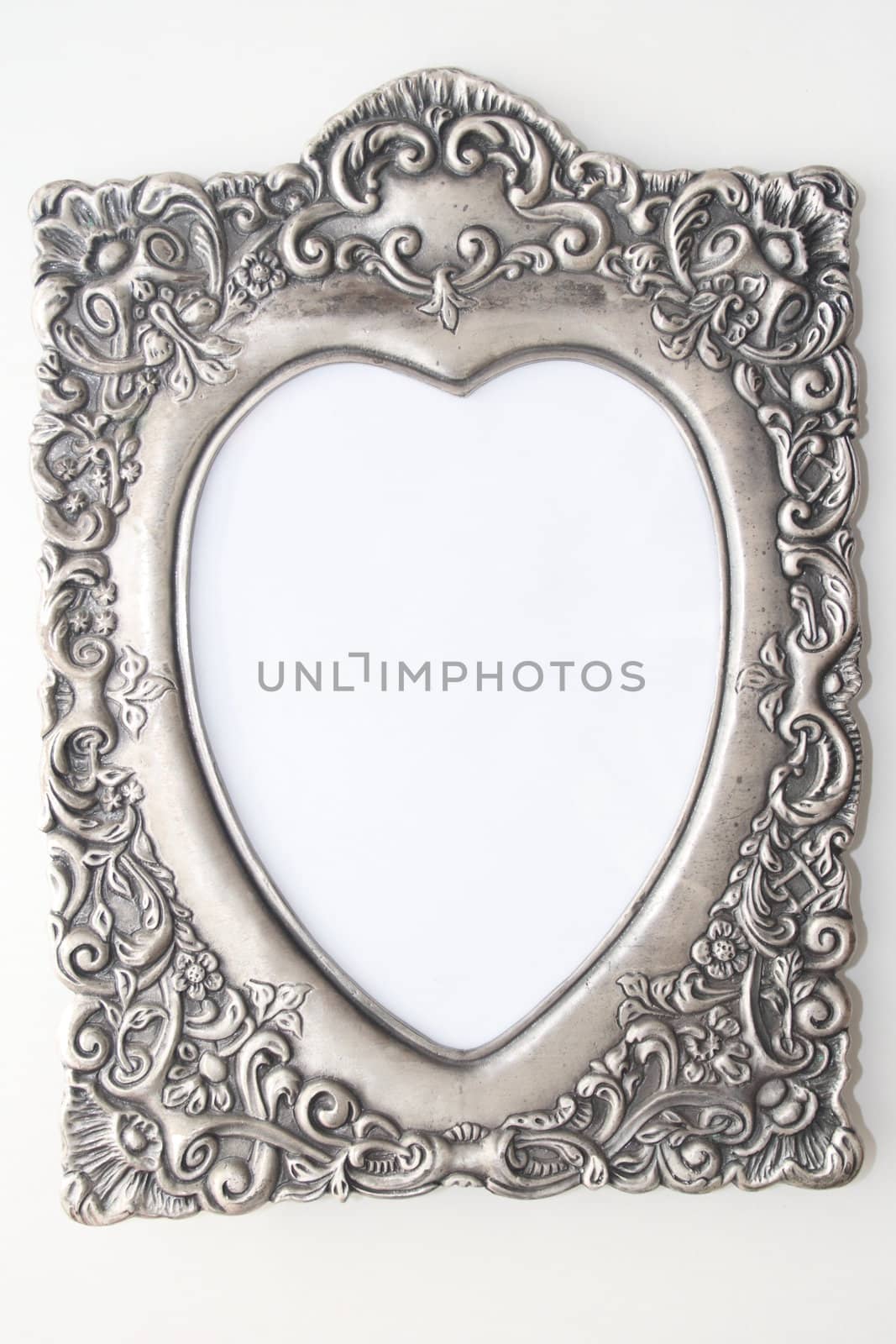 heart shaped pewter picture frame