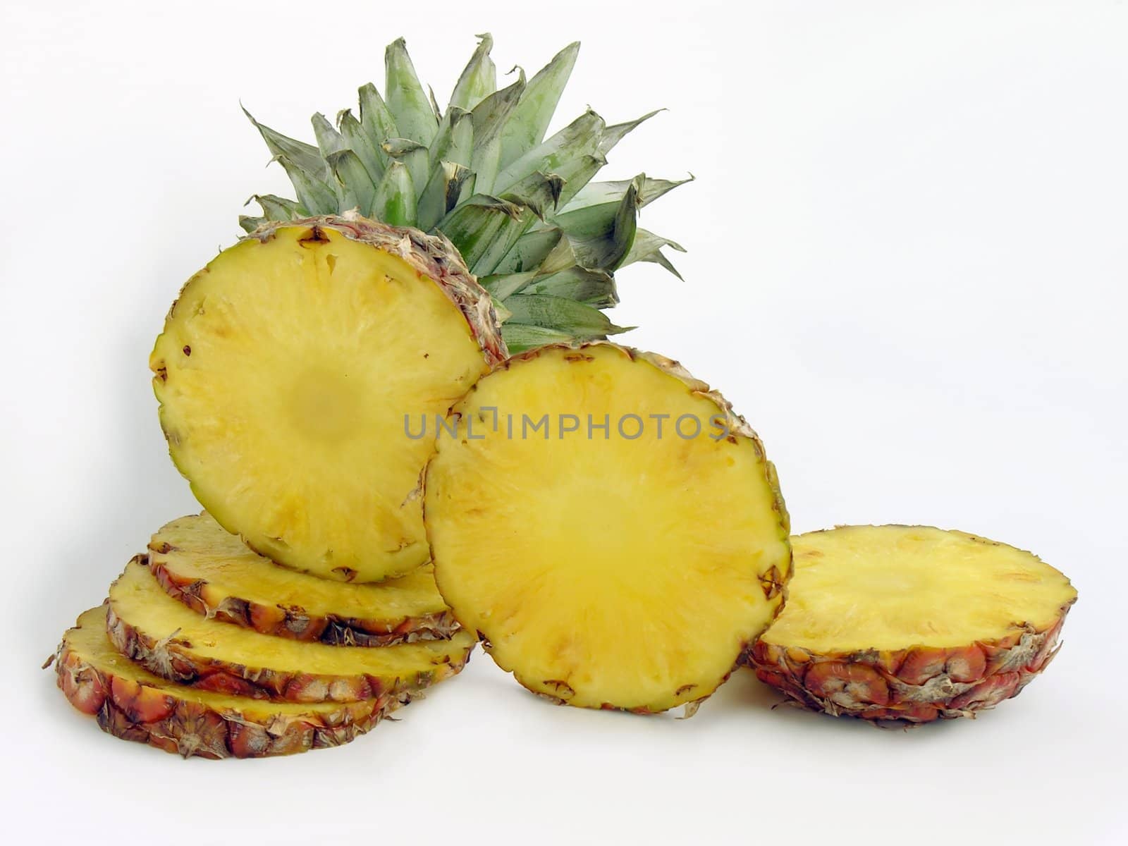 slices of pineapple by RAIMA