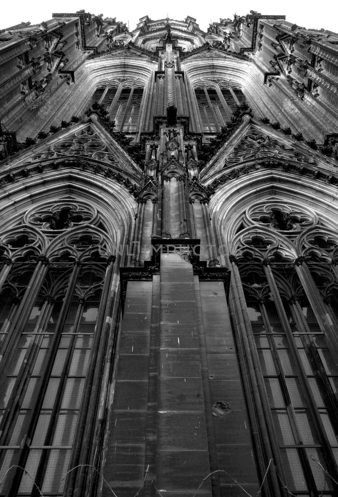 Cologne Cathedral by eugenef