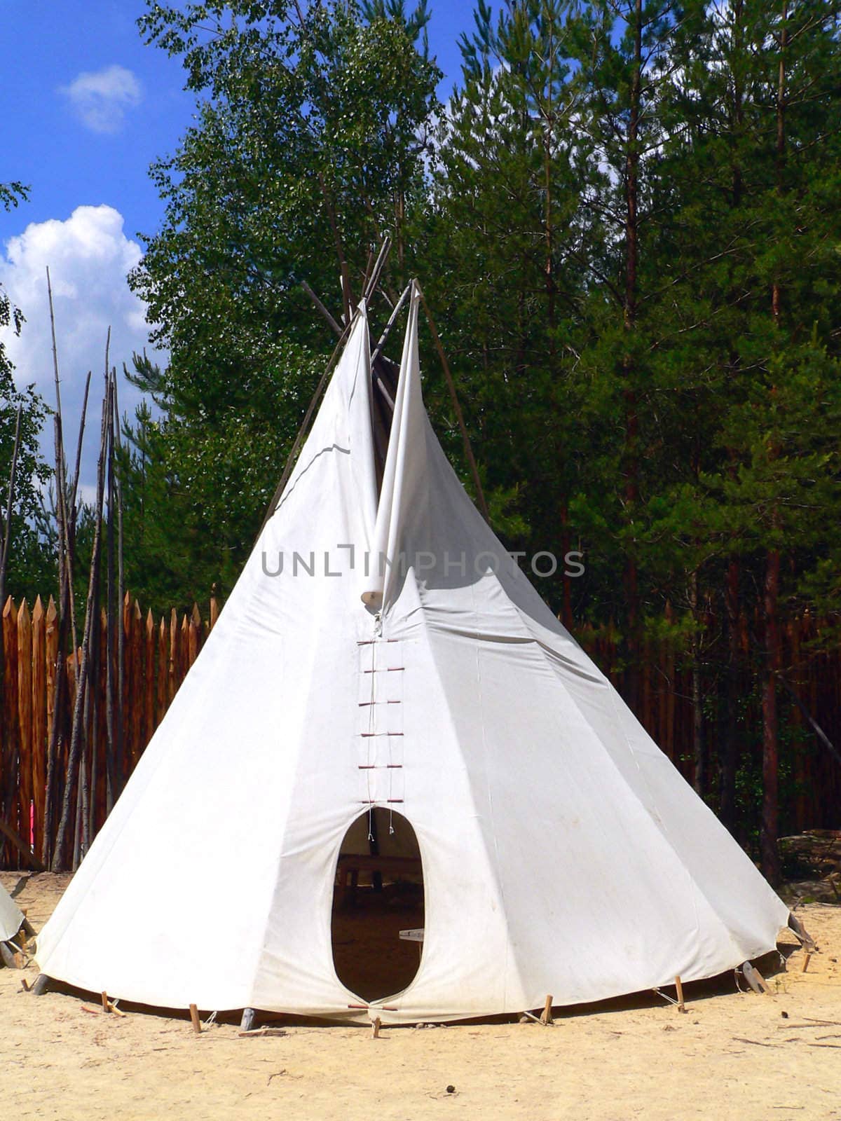 an indian teepee by mozzyb