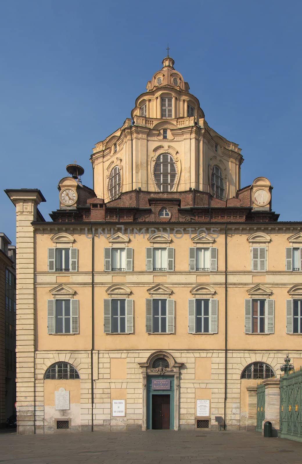 San Lorenzo church, Turin by claudiodivizia