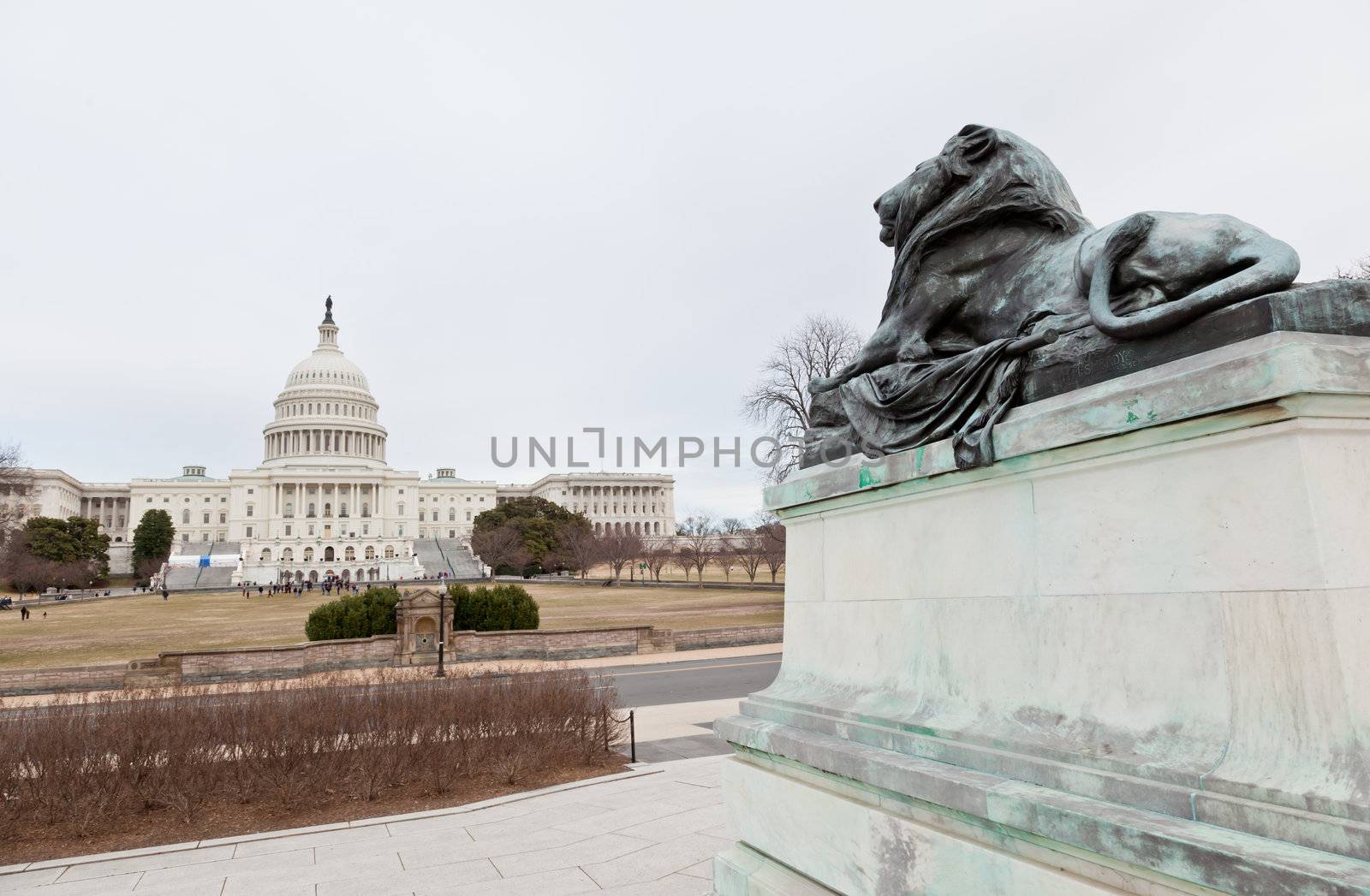 United States Capitol Building by gary718