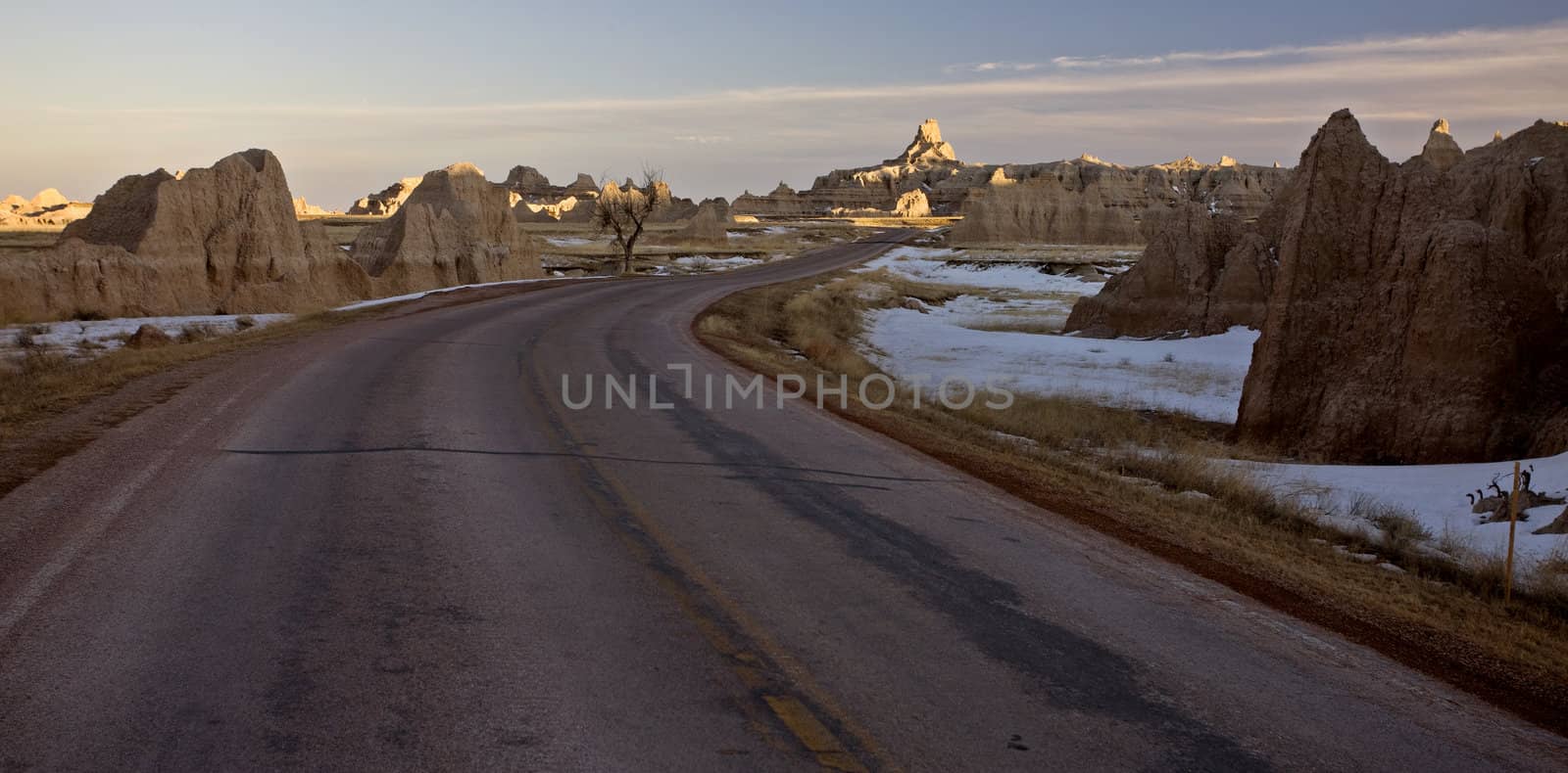 South Dakota Badlands by pictureguy