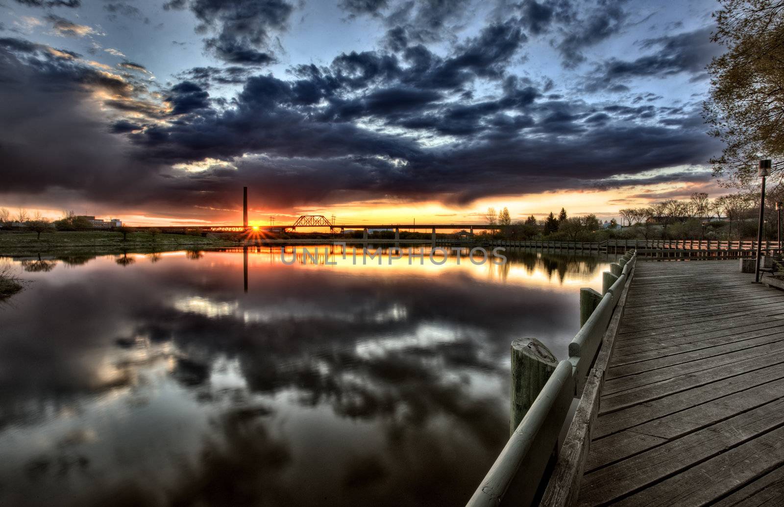 Wakamaw Valley Sunrise by pictureguy