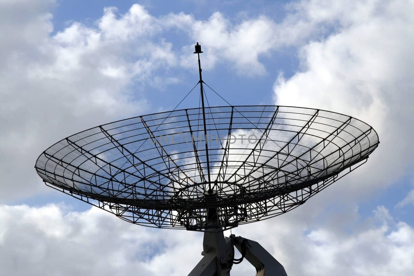 Communication radar on a cloudy sky