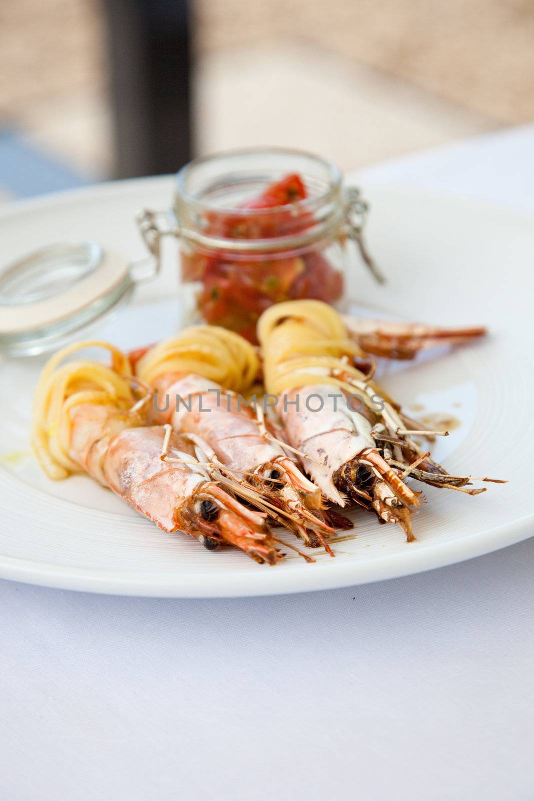 Plate of prawns by Fotosmurf