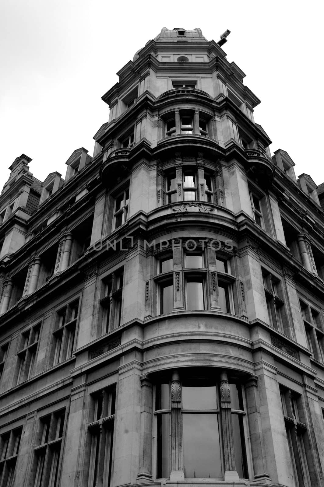 London Architecture by eugenef