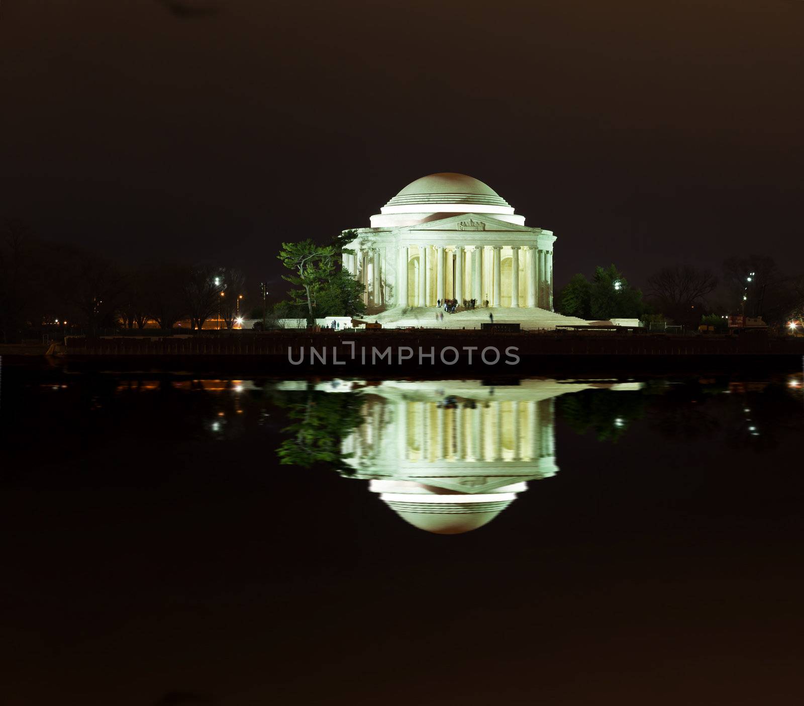 Jefferson Memorial at night in  Washington DC 
