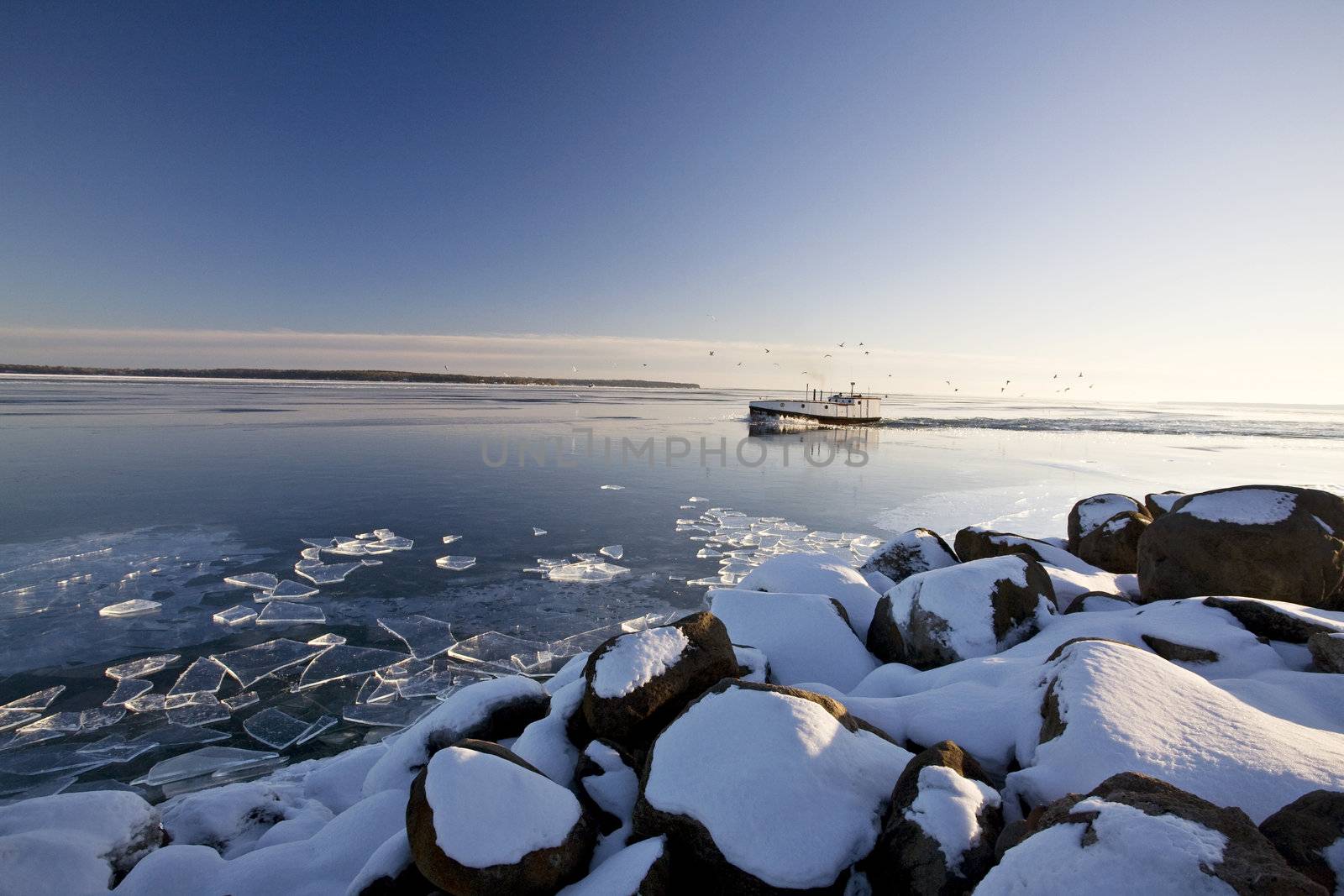 Lake Superior in Winter by pictureguy