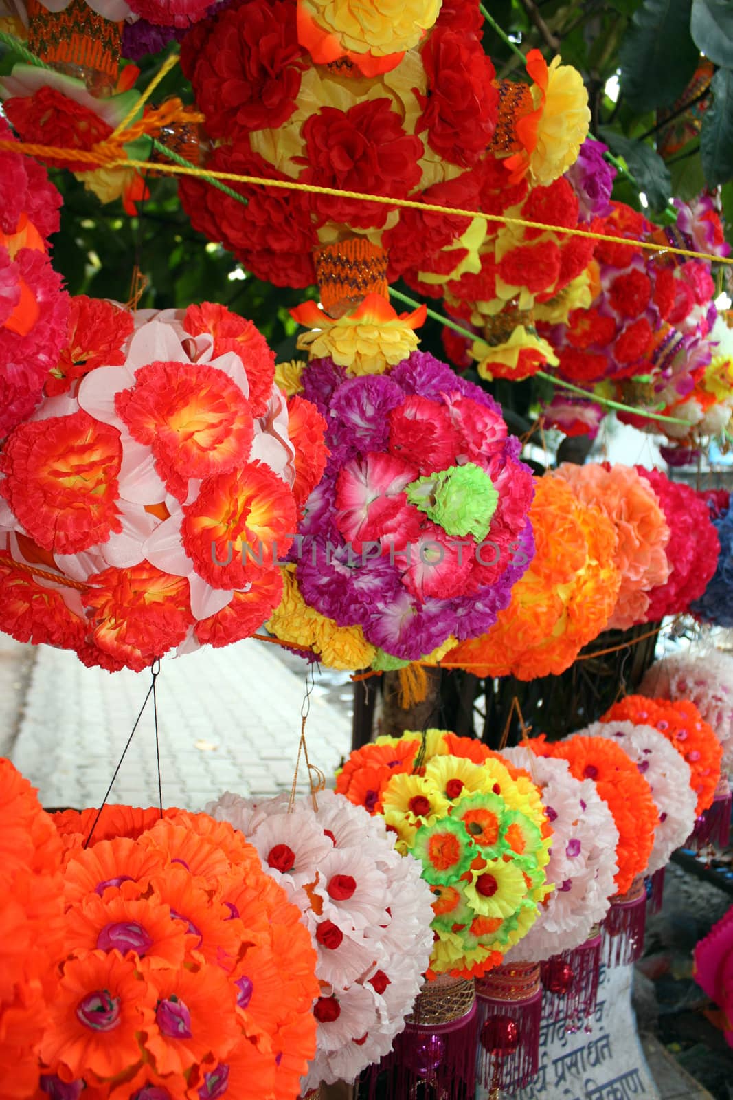 Beautiful floral lanterns for sale in India.
