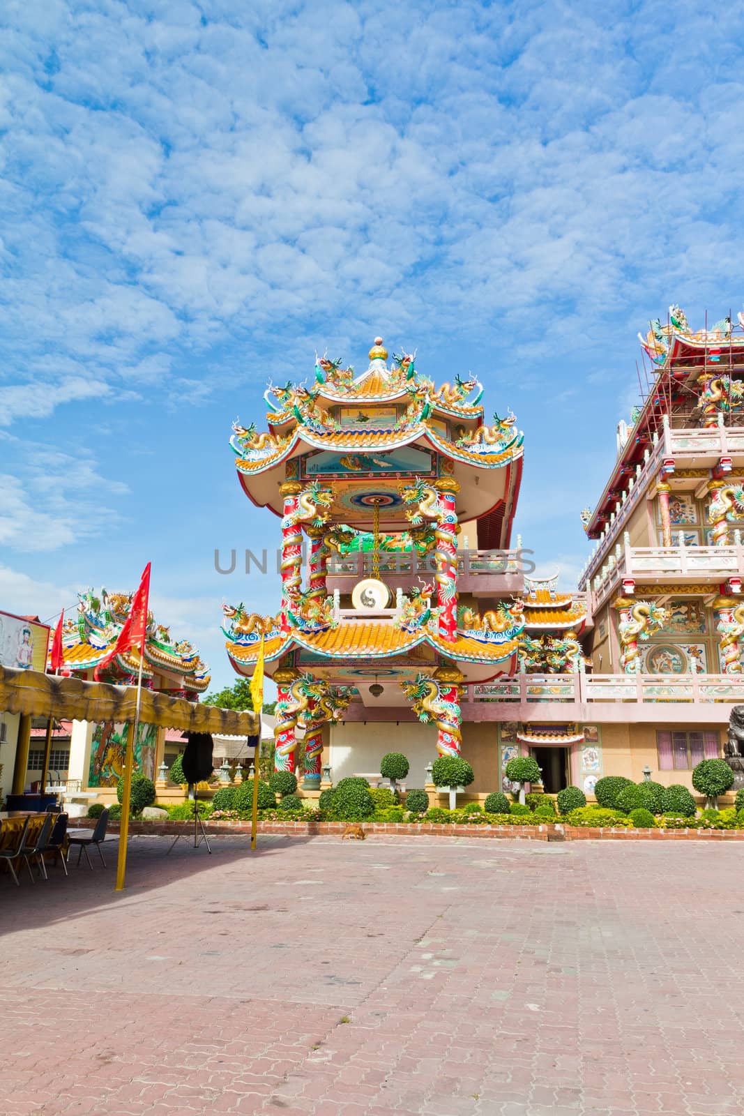 Chinese Shrine, a beautiful Chinese temple, and a dragon statue. by Na8011seeiN