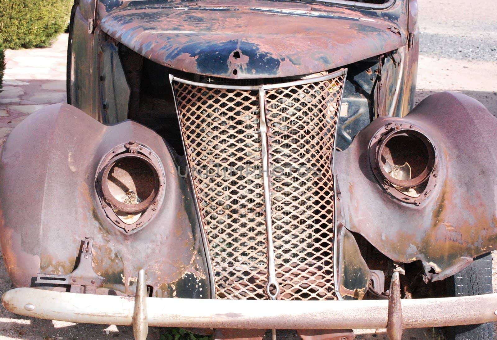 Antique car by RefocusPhoto