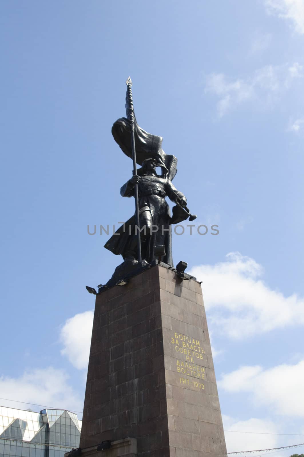 Monument to soldiers in the city of Vladivostok. The soldier with the weapon.