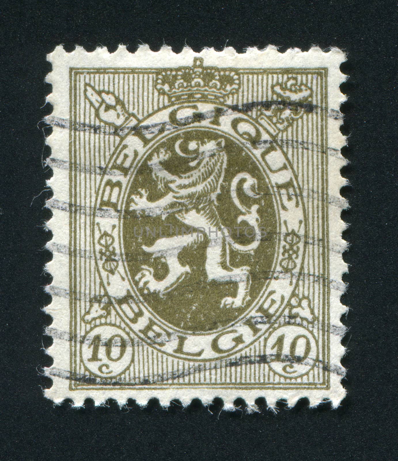 BELGIUM - CIRCA 1949:  Lion Rampant. Belgian stamp, circa 1949.