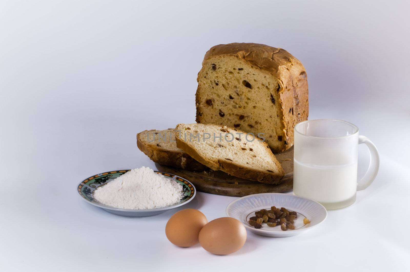 Bread and components for its preparation