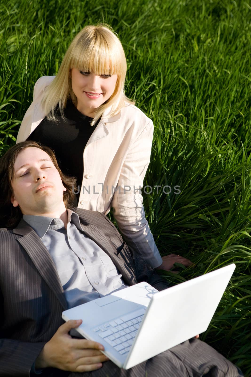 rest with laptop by vsurkov