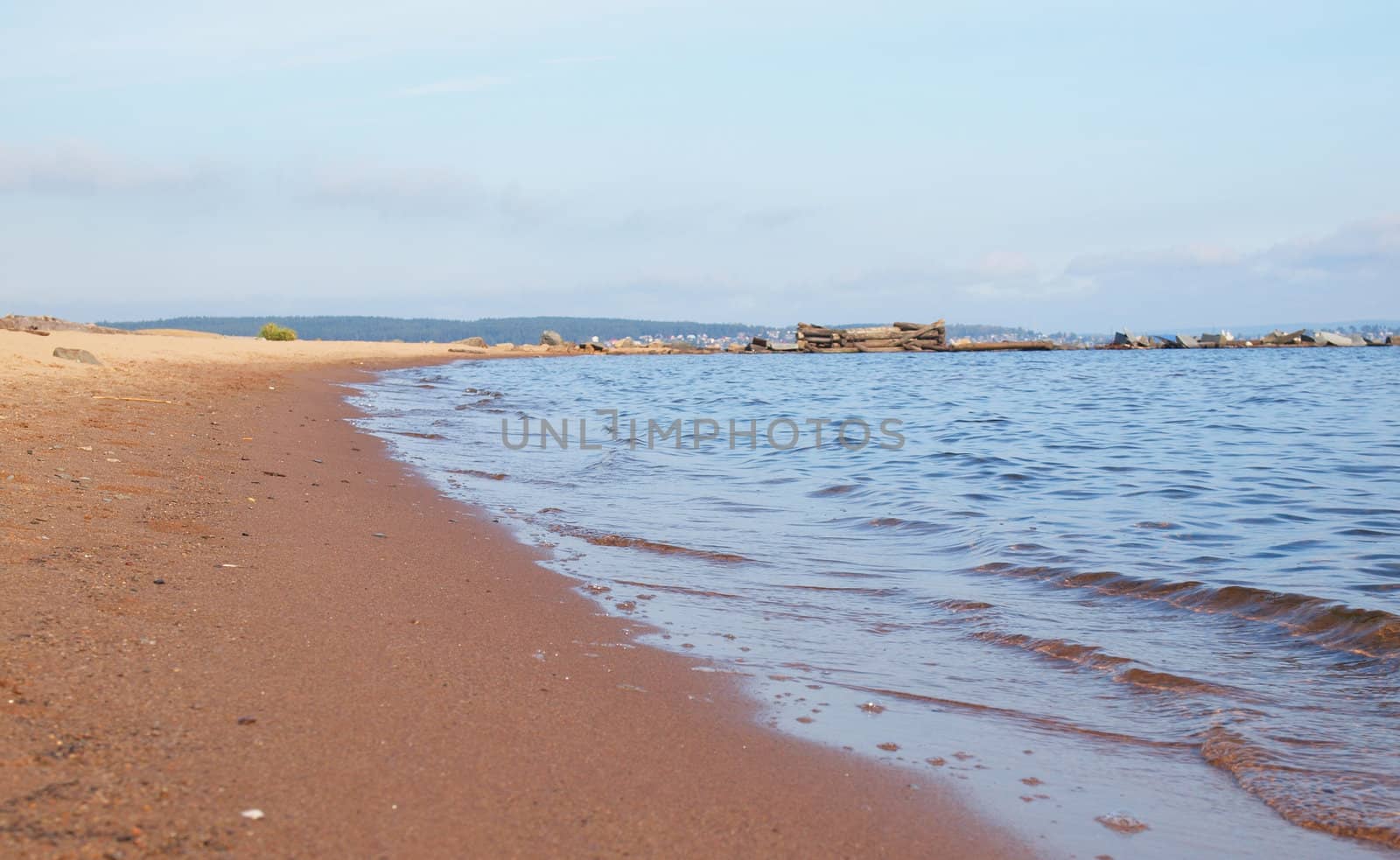 Sandy beach on Lake