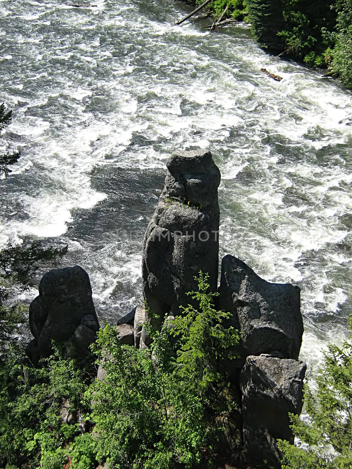 A photograph of mountain scenery in the United States.