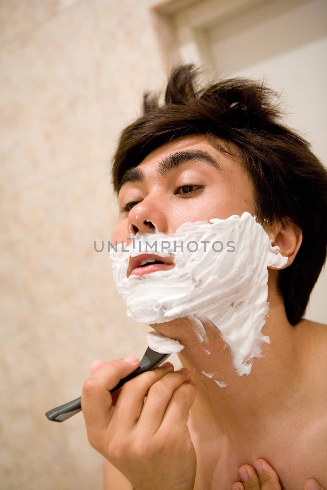man shaving by vsurkov