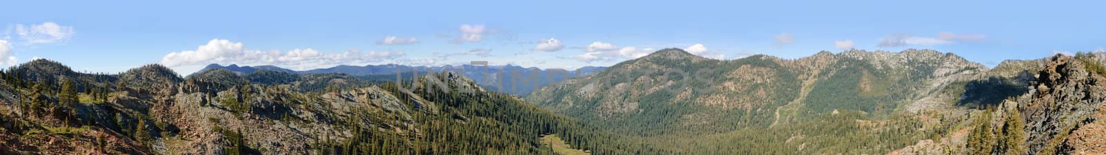 panorama of the Trinity Alps in Northern California