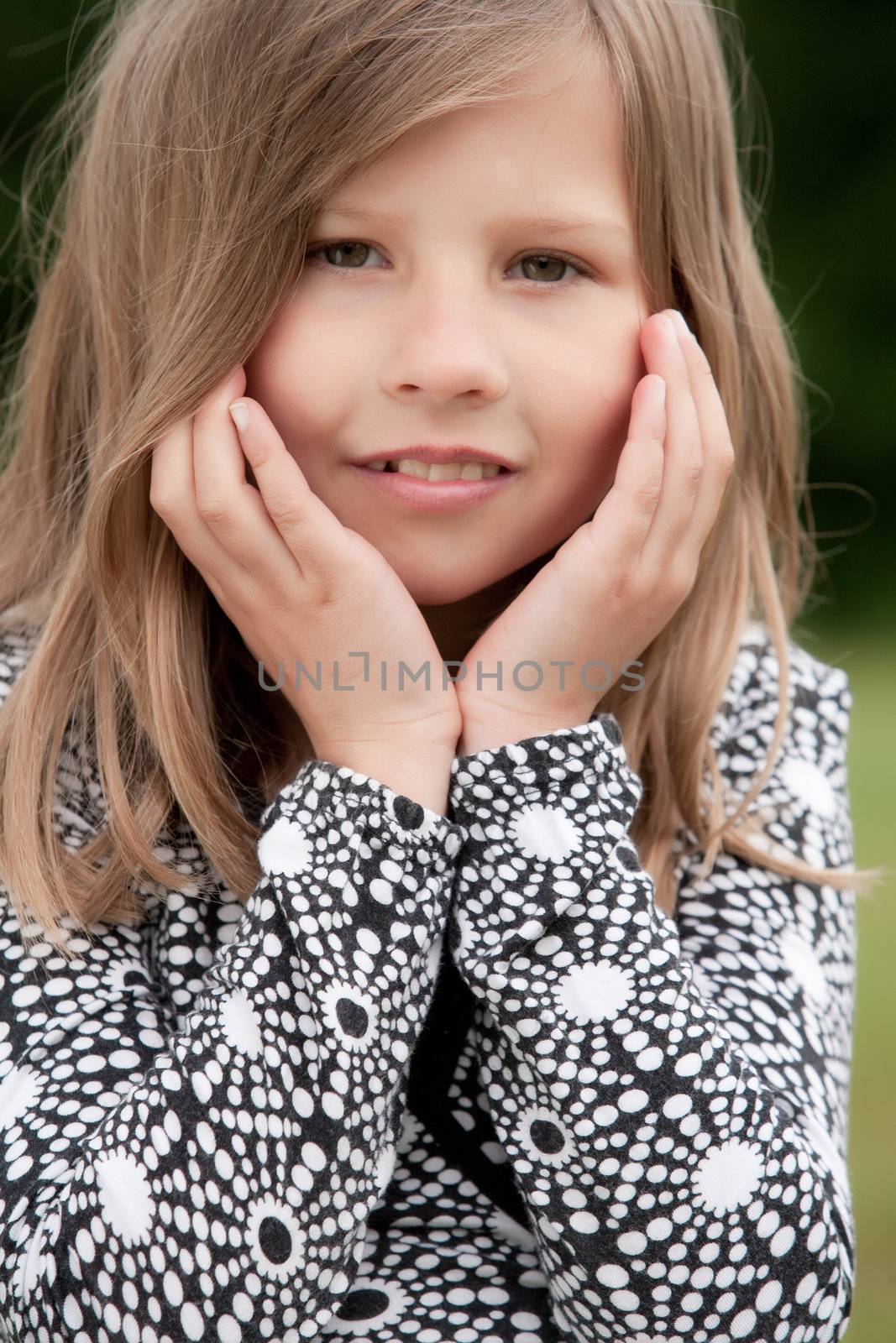 Sweet little girl by DNFStyle