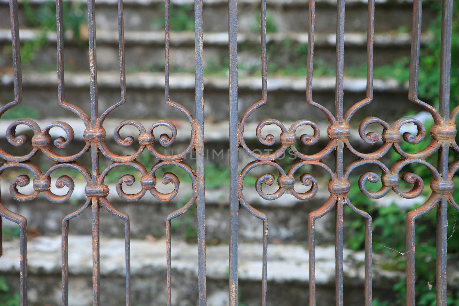 Iron gates by jasonvosper