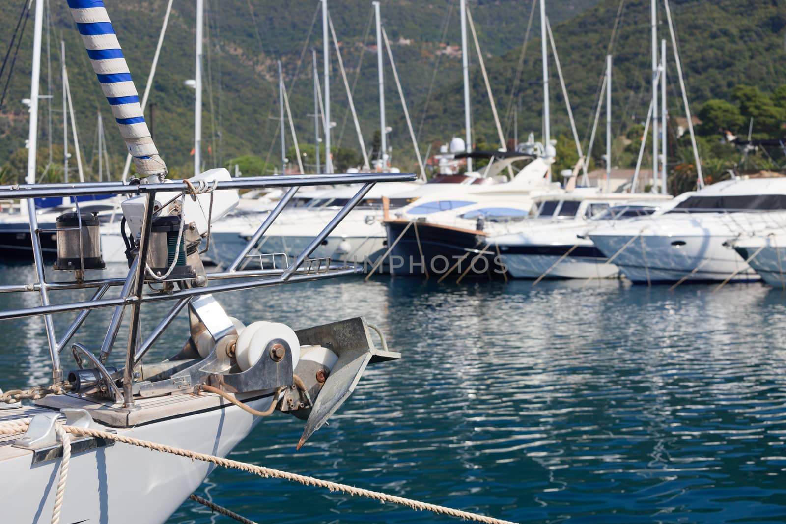 Boat bow and anchor by jasonvosper