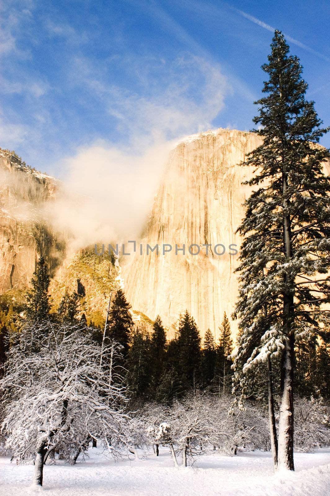 El Capitan during winter in Yosemite valley in California