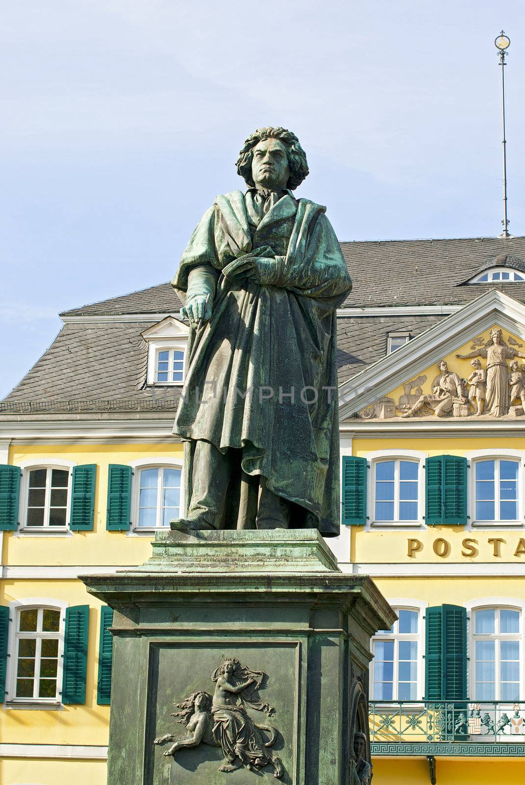 Monument of Ludwig van Beethoven on background of post building in the center of Bonn, Germany