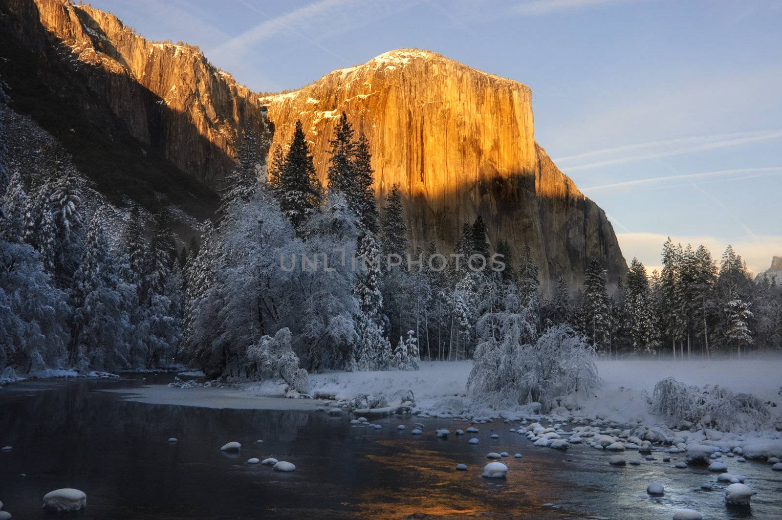 El Capitan Yosemite valley in California during winter