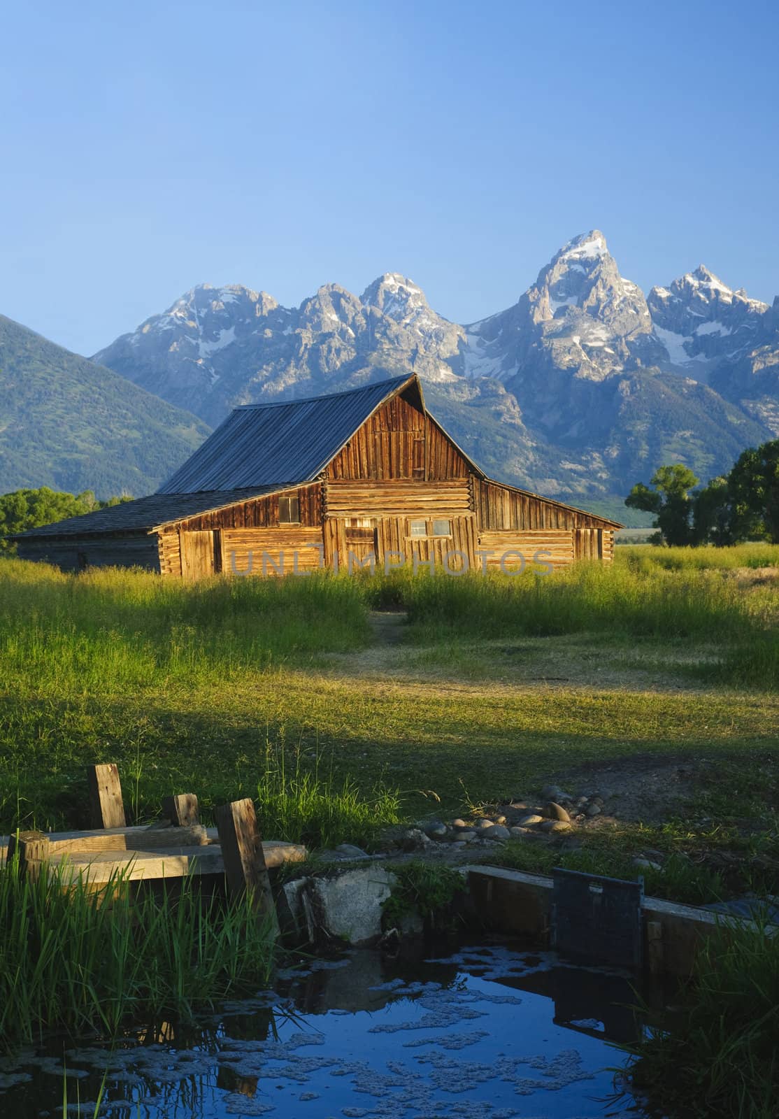 Iconic Mormon barn in the Teoton National park, Wyoming