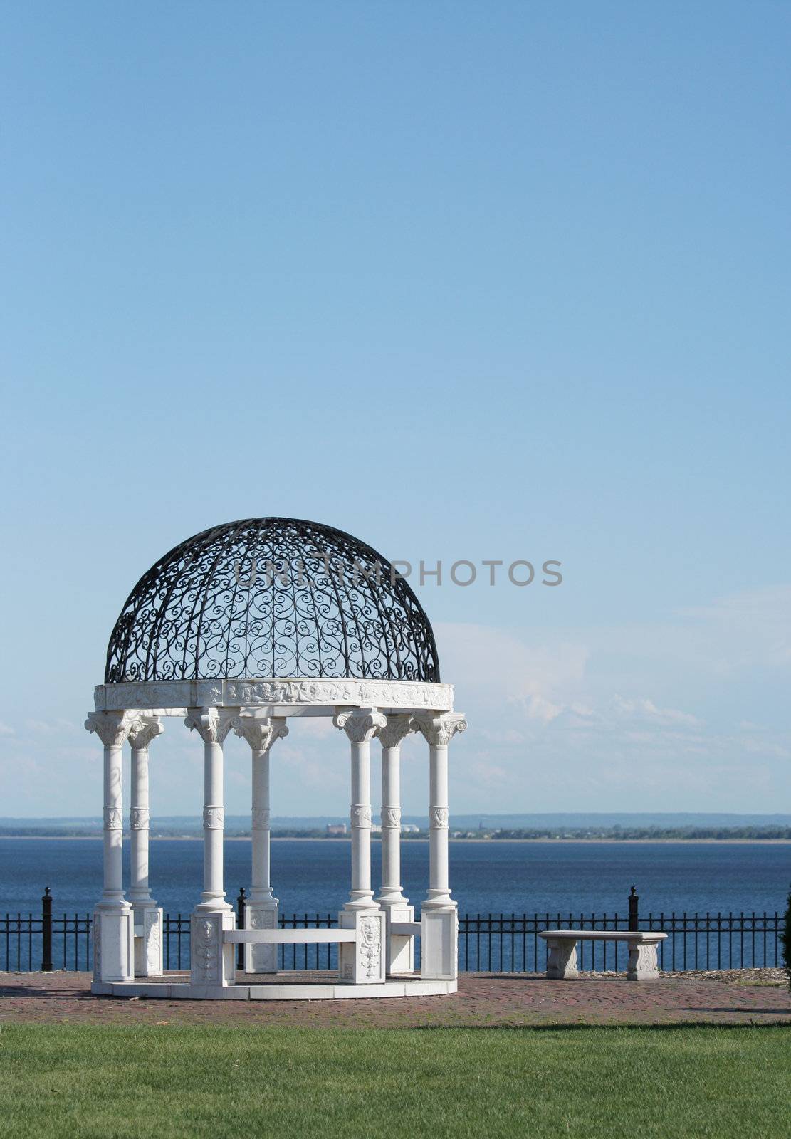 Gazebo by Lake Superior by jarenwicklund