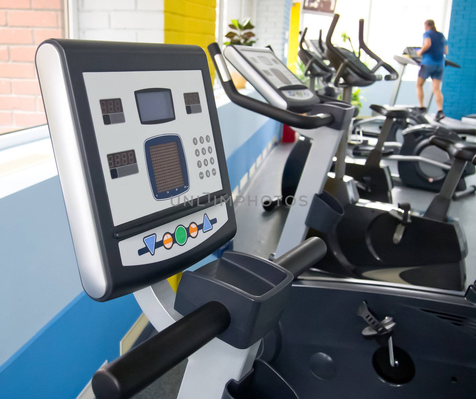 Cycling machines, treadmils and other fitness club equipment