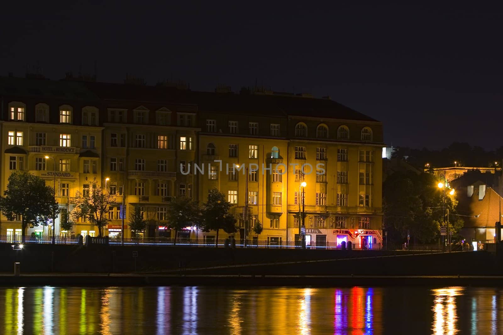 Prague by Night by werg
