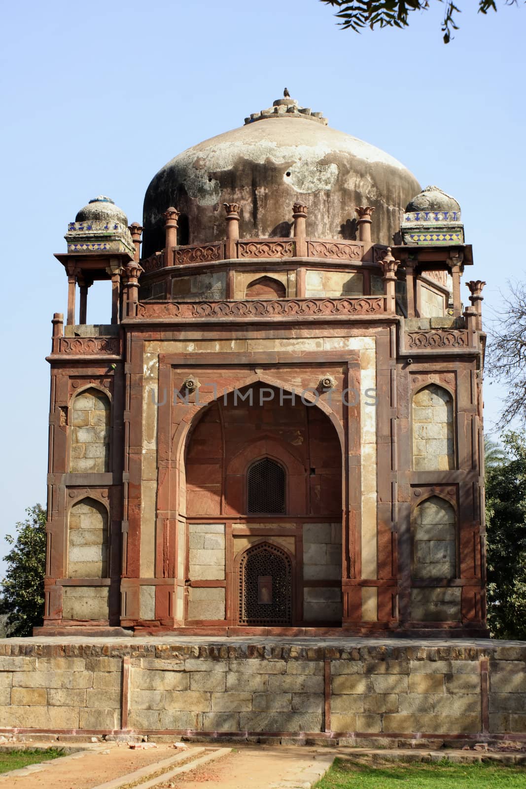 Nai-ka-Gumbad or Barber's tomb at Humayun tomb park complex. by Claudine