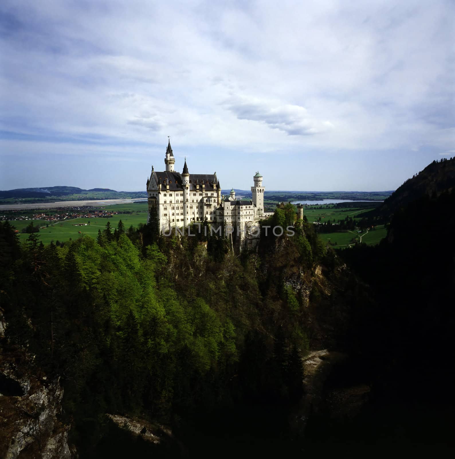 Castle Neuschwanstein, Germany by jol66