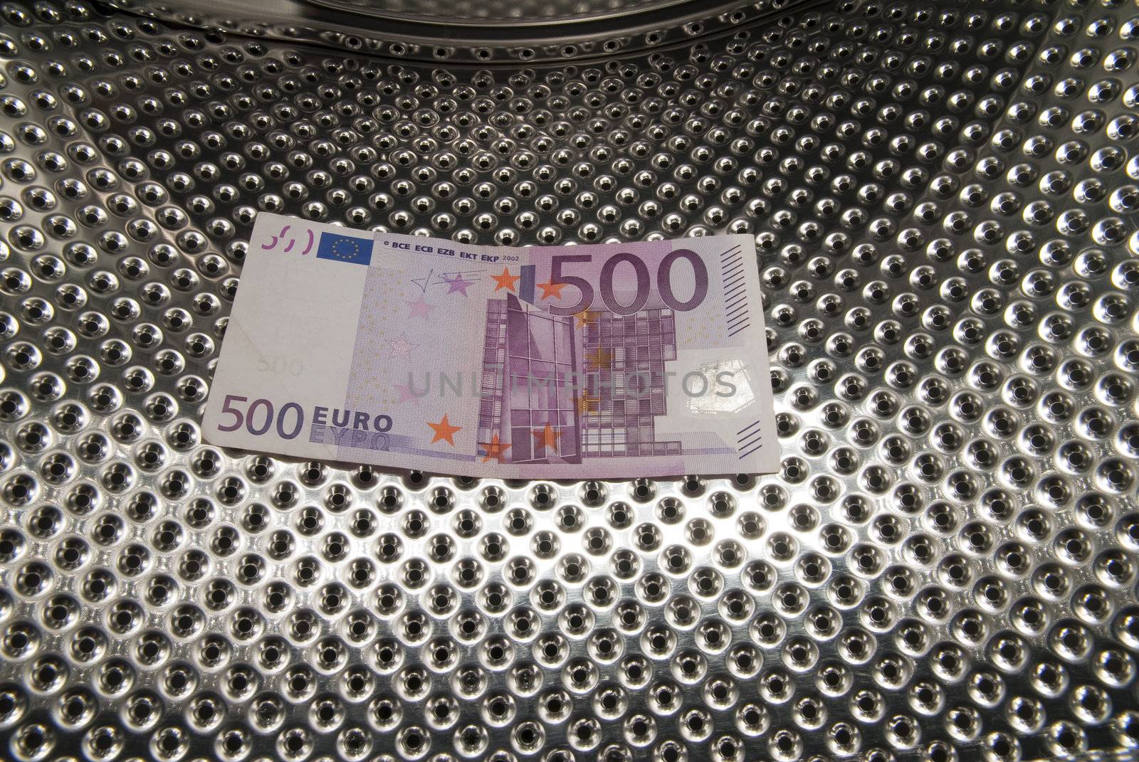 Euro bills in the lattice drumhead,of Washing Machine.