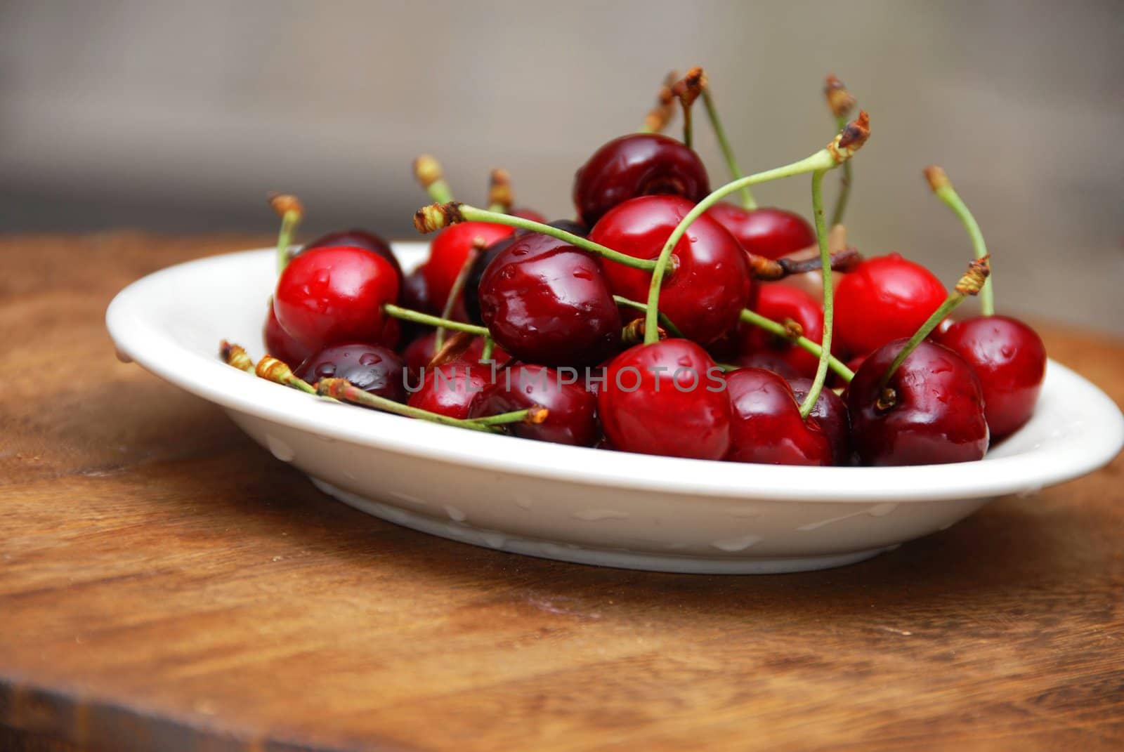 Appetizing fresh cherries by simply