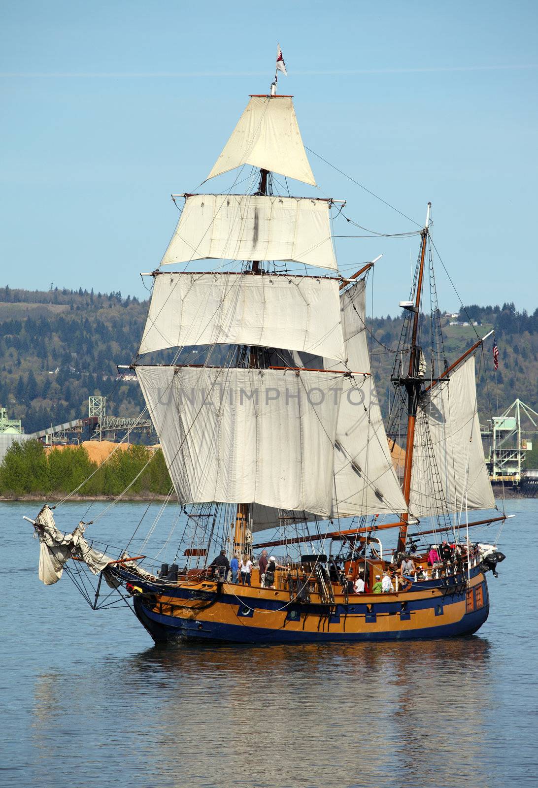 Galleon sailing the Columbia river near Longview WA.