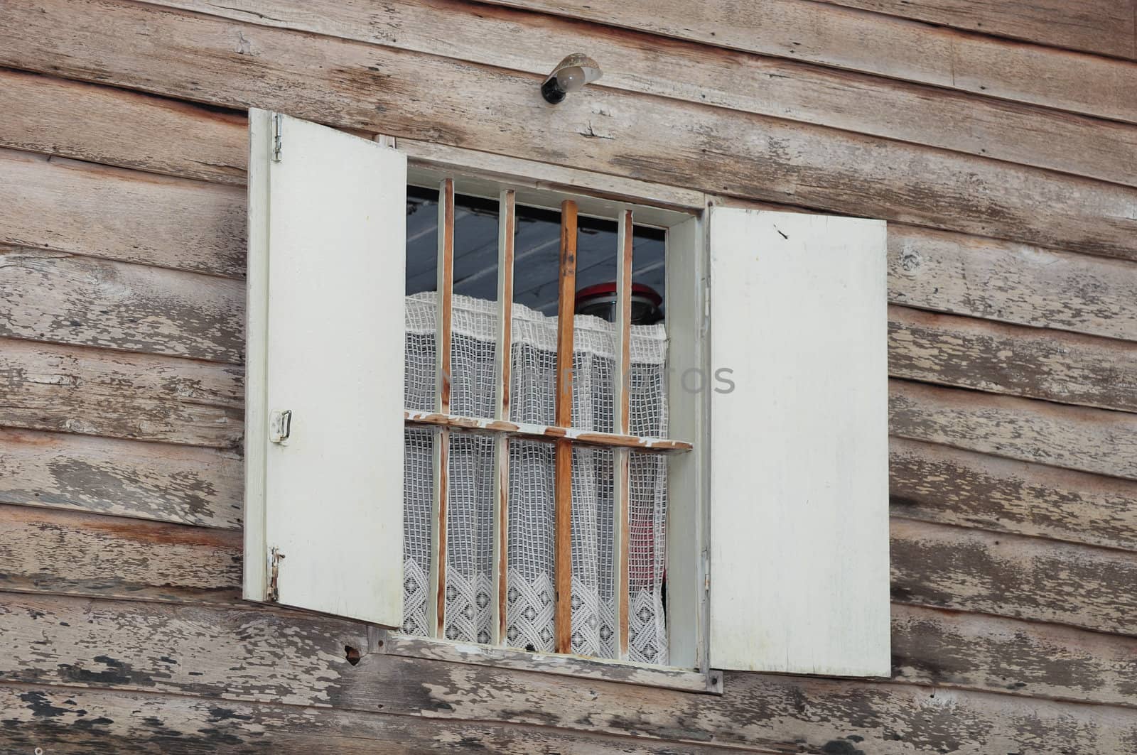 wooden windows n thai style