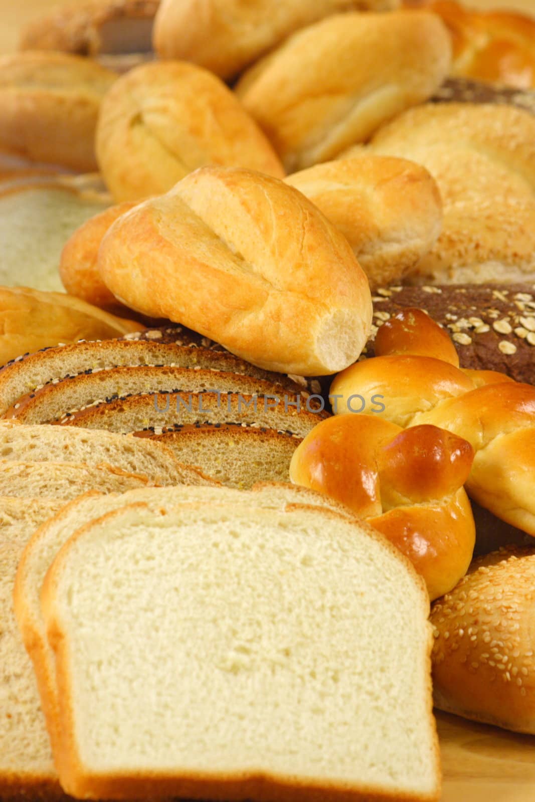different  kinds of  bread  a  perfect meal  companion 