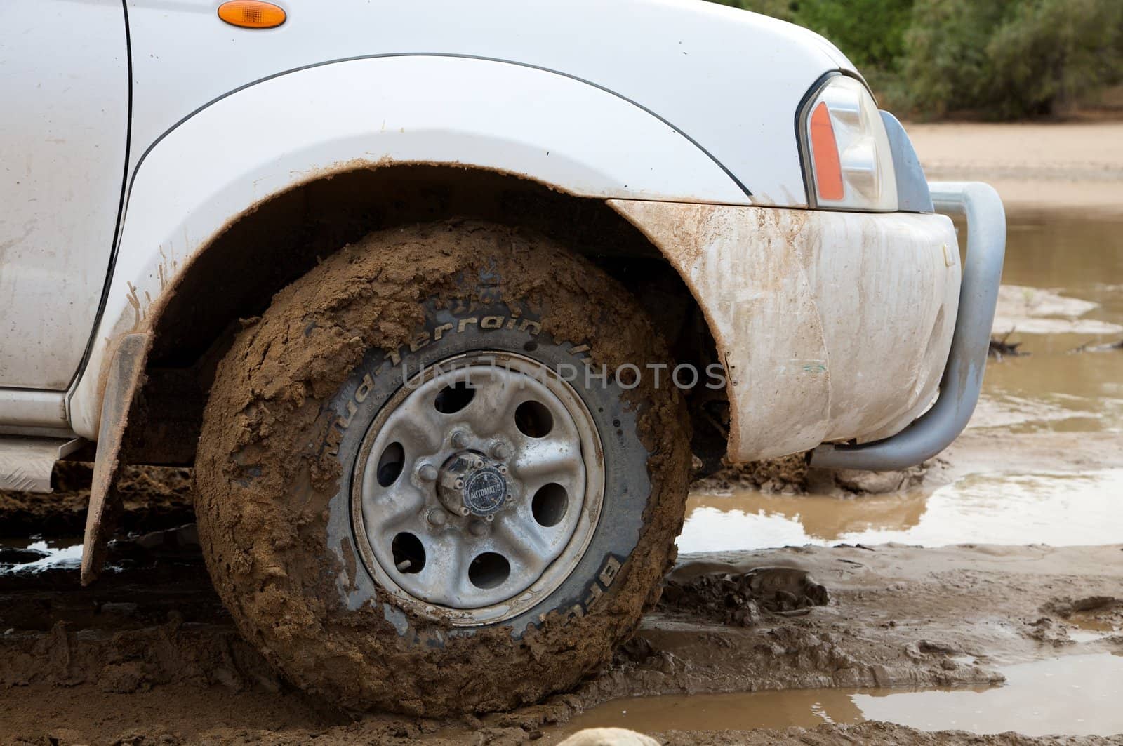 Mud on the wheel before crossing a river - Kaokoland