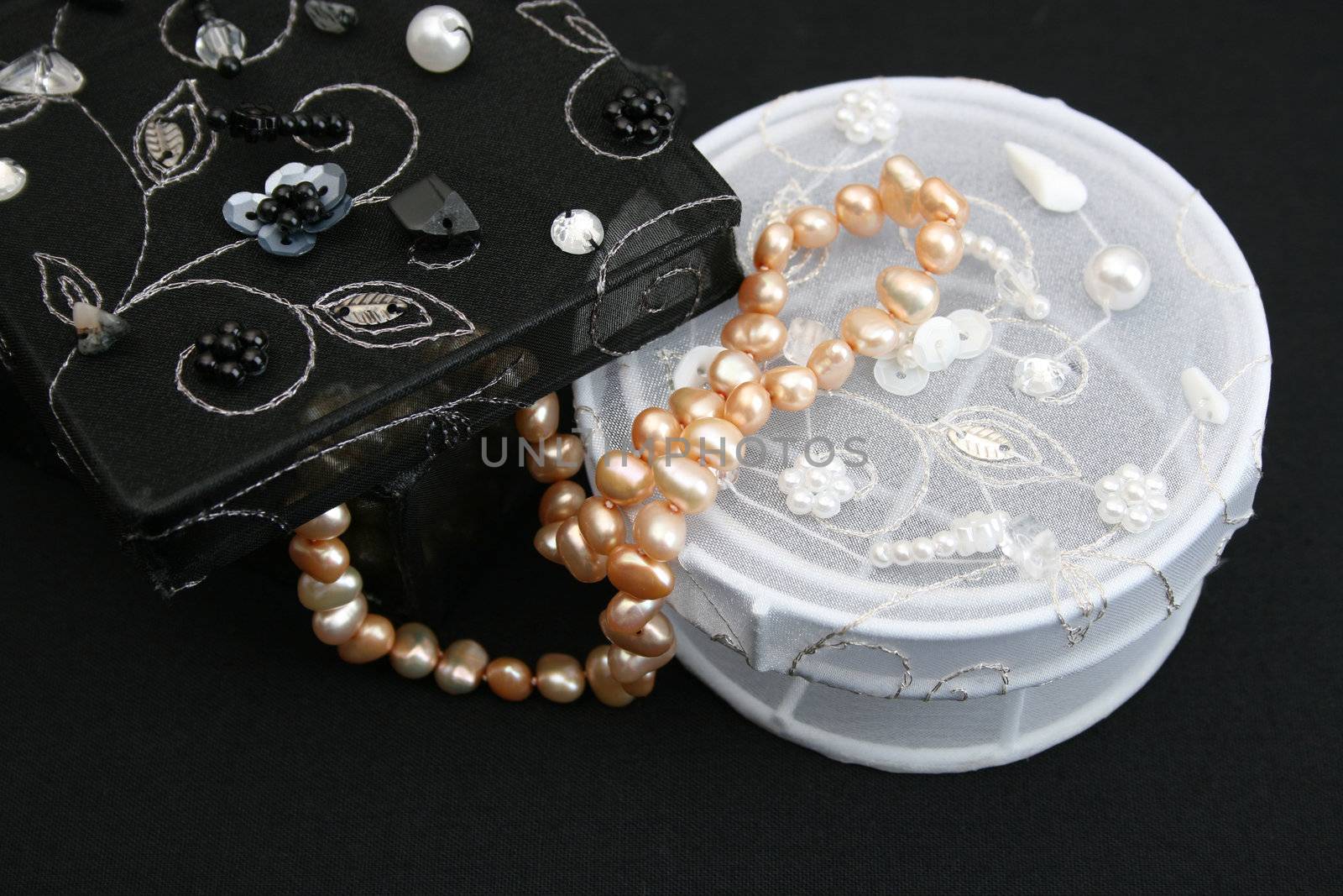 Black and White Organza Boxes with pearls