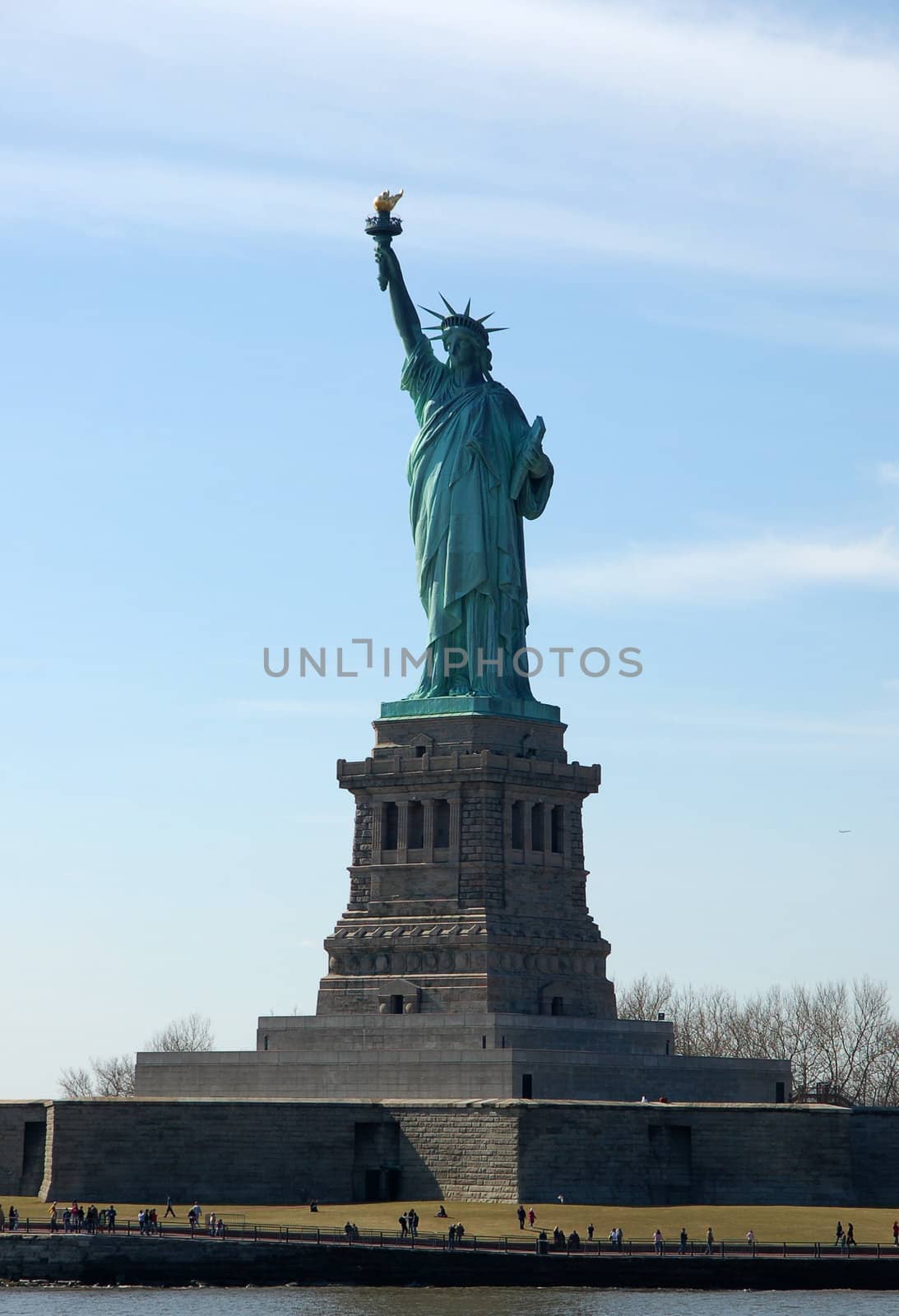 Statue Of Liberty by Espevalen