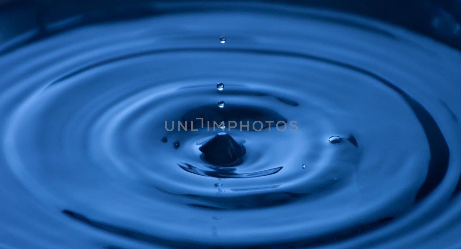 freeze drops of water, close-up
