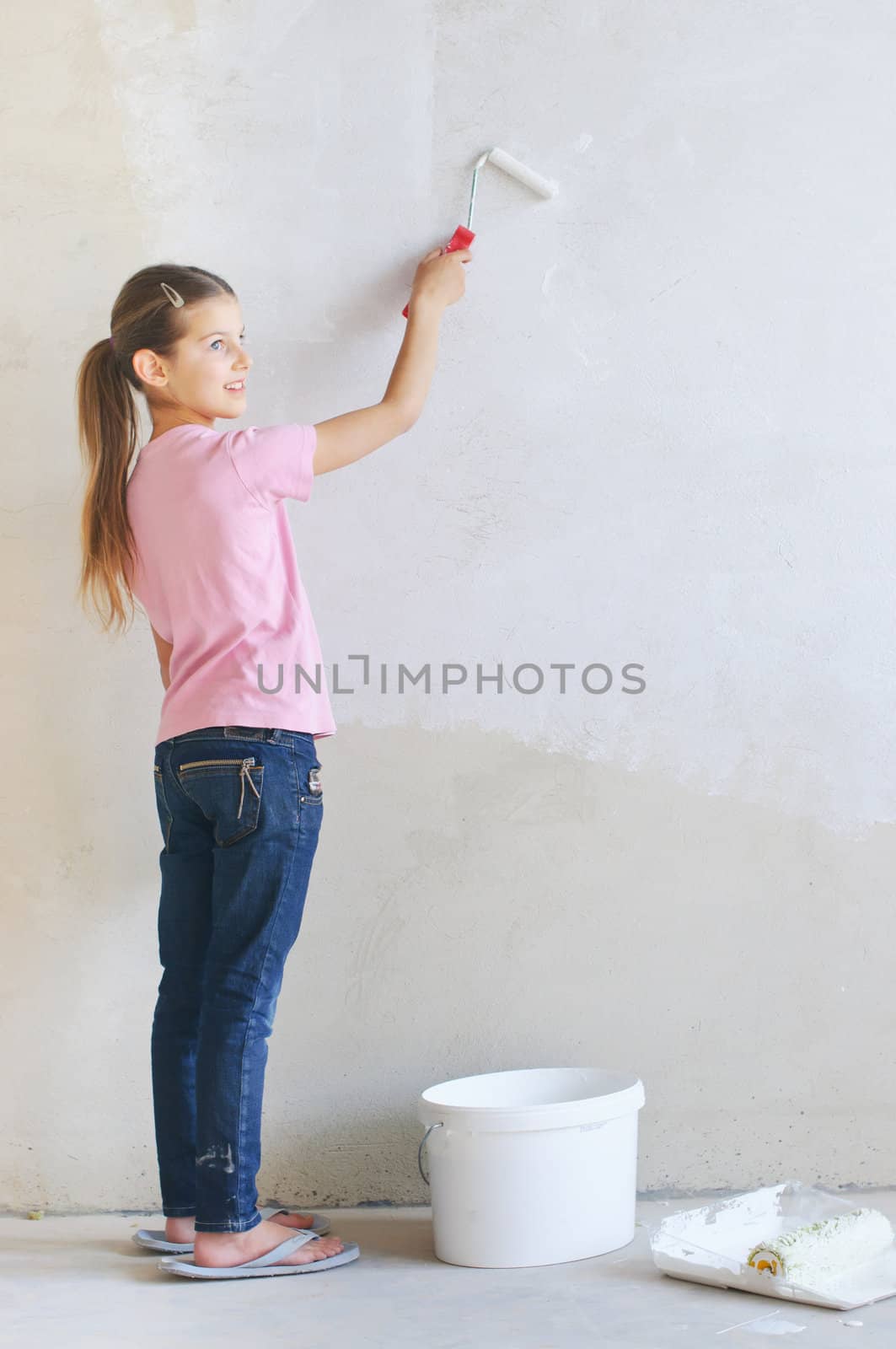 Girl Painting A Wall by maxoliki