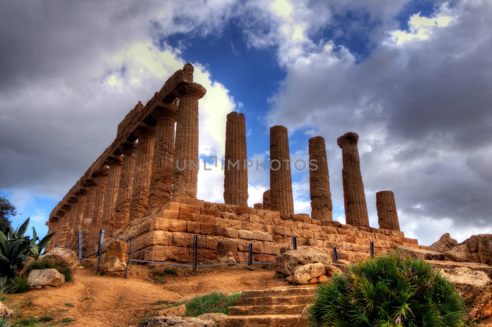 Dynamic Range image hight of the valley of the temples in Sycilia