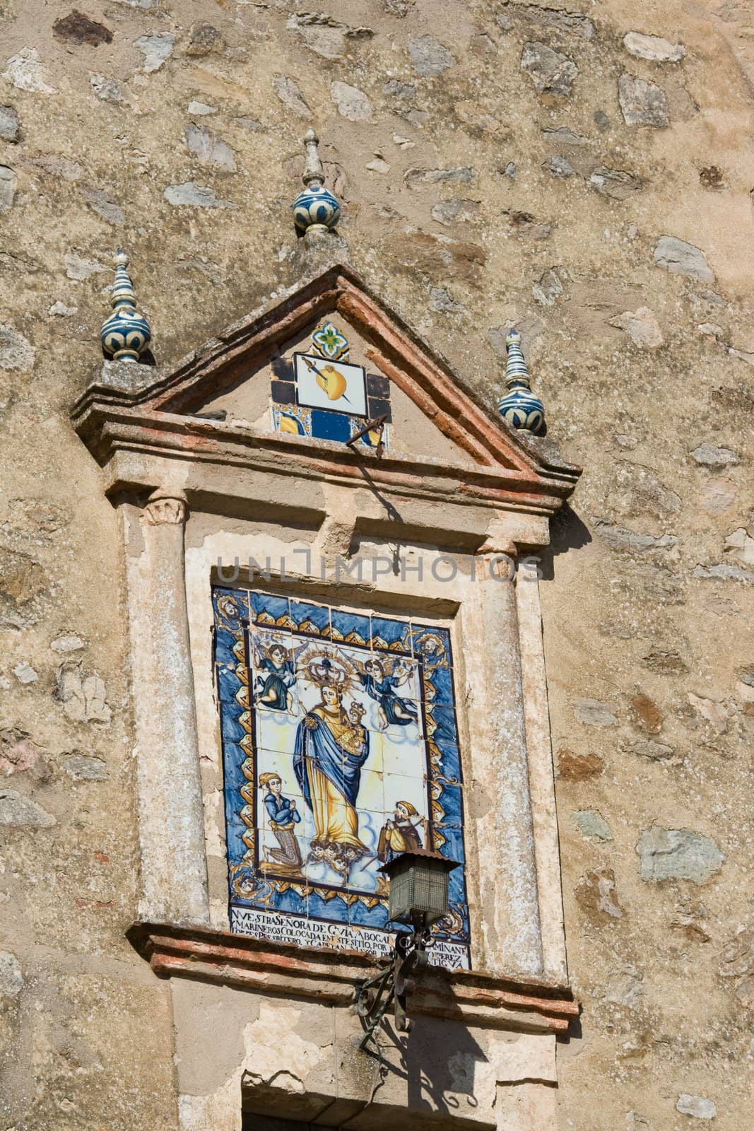 Detail of the castle that raise Aracena's city, placed in the mountain range of the same name.