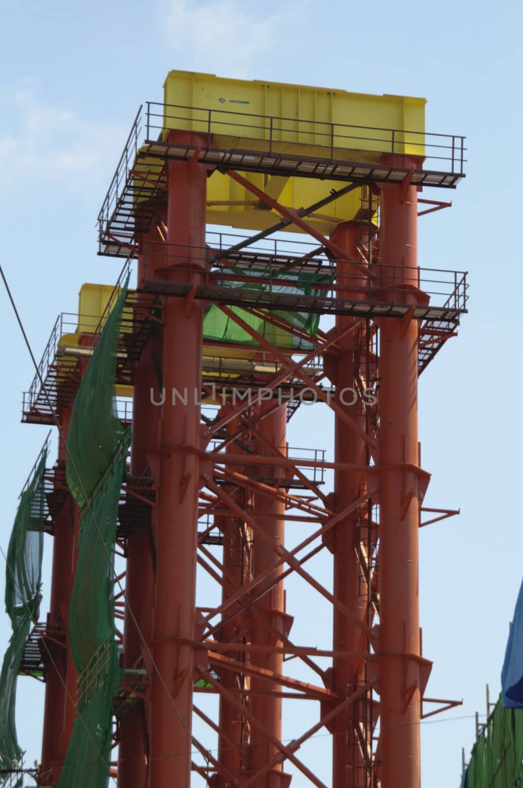 Bridge building in the city of Vladivostok. The big building.